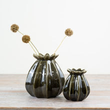 Load image into Gallery viewer, Poppy Bud Vase