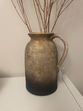 Load image into Gallery viewer, Terracotta Vase