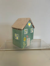 Load image into Gallery viewer, Ceramic House.
