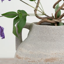 Load image into Gallery viewer, Ceramic Vase.