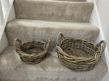 Load image into Gallery viewer, Low Round Baskets with Ear
