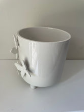 Load image into Gallery viewer, White Ceramic Butterfly Pot
