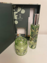 Load image into Gallery viewer, Eucalyptus Room Spray &amp; Candle Gift
