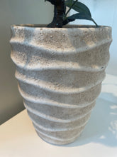 Load image into Gallery viewer, Flowerpot Ribbel
