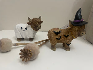 Highland Cow Ornament.