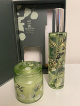 Load image into Gallery viewer, Eucalyptus Room Spray &amp; Candle Gift
