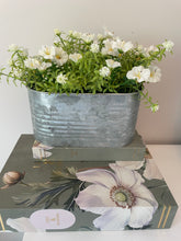 Load image into Gallery viewer, White Floral Tin Pot
