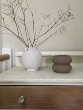 Load image into Gallery viewer, Brown textured Stone Sculptured Vase
