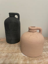 Load image into Gallery viewer, Textured Jar Vase.
