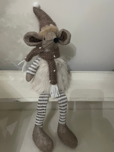Load image into Gallery viewer, Natural Sitting Mouse
