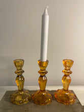 Load image into Gallery viewer, Glass Taper Candle Holder.
