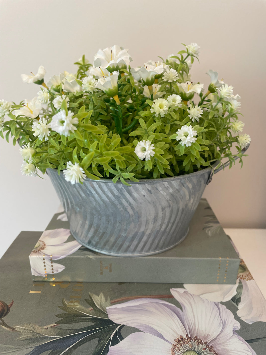 White Floral Tin Pot