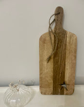 Load image into Gallery viewer, Cut Out Star Wooden Board
