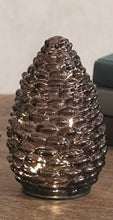 Load image into Gallery viewer, LED Glass Pinecone
