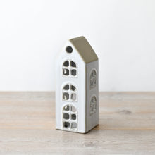 Load image into Gallery viewer, Ceramic House.
