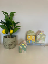Load image into Gallery viewer, Ceramic House.
