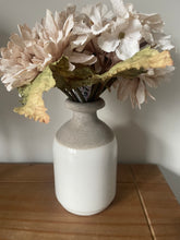 Load image into Gallery viewer, Grace Vase
