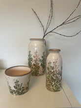 Load image into Gallery viewer, Natural Garden Range.
