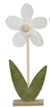 Load image into Gallery viewer, Felt Flower.

