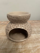 Load image into Gallery viewer, Heart Ceramic Wax Burner.
