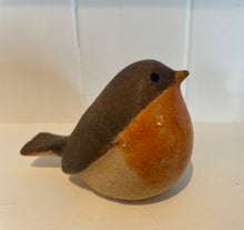 Load image into Gallery viewer, Brown Stoneware Robin Ornament

