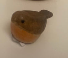 Load image into Gallery viewer, Brown Stoneware Robin Ornament
