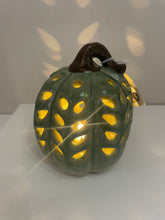 Load image into Gallery viewer, Green LED Pumpkin
